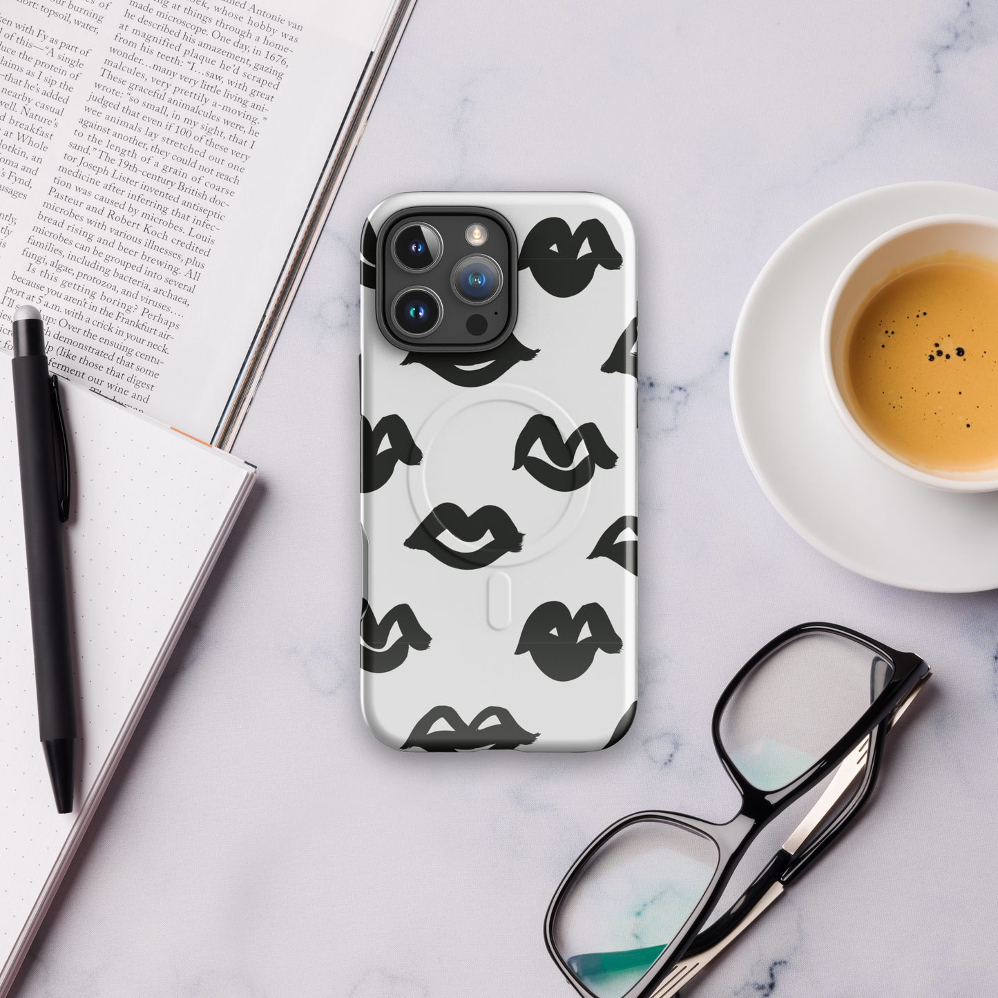 💋 Bold Lips Black & White MagSafe® iPhone® Case ✨